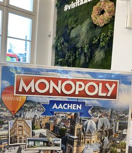 Aachen Monnopoly beim aachenn tourist service